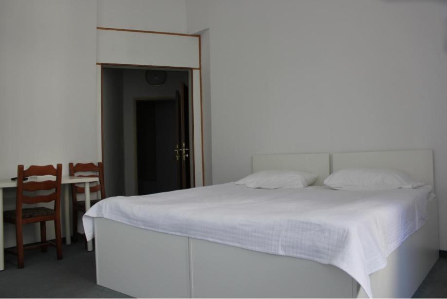 Arnes Hotel Bécs Kültér fotó